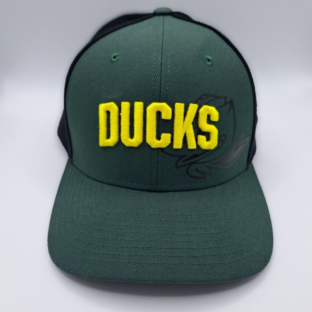 Nike Oregon Ducks Dri-Fit Hat Fitted Cap Football Swoosh Logo‎ Classic99 OSFM